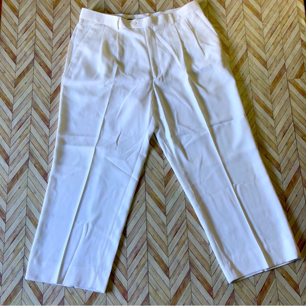Vittorio St. Angelo Designer White Slacks 42R. 100% Polyester. Small Stained Leg